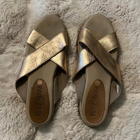 Bronze gold platform espadrilles from Spain size 39 - Picture 1 of 2